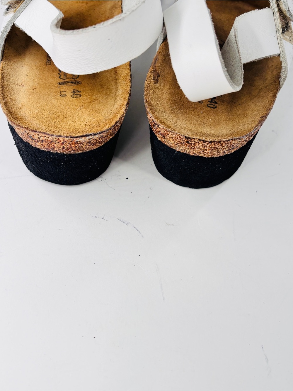 NAOT Kayla sandals size 40 European US leather strappy comfort shoe - Picture 5 of 7